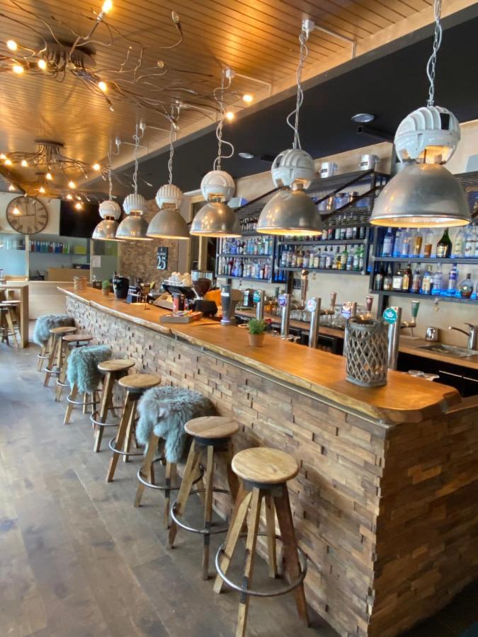 Hotel Lodge Inn Fiesch Bagian luar foto