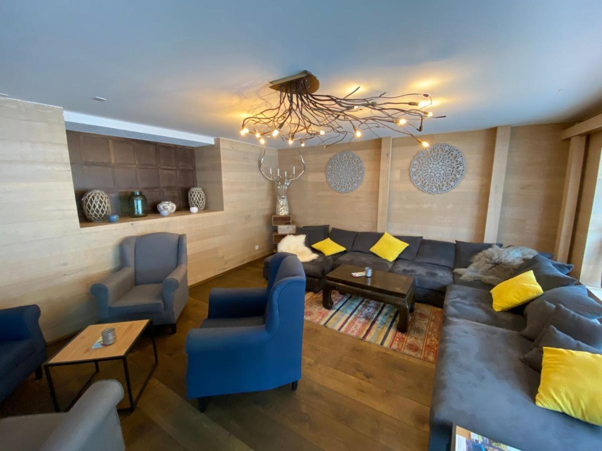 Hotel Lodge Inn Fiesch Bagian luar foto