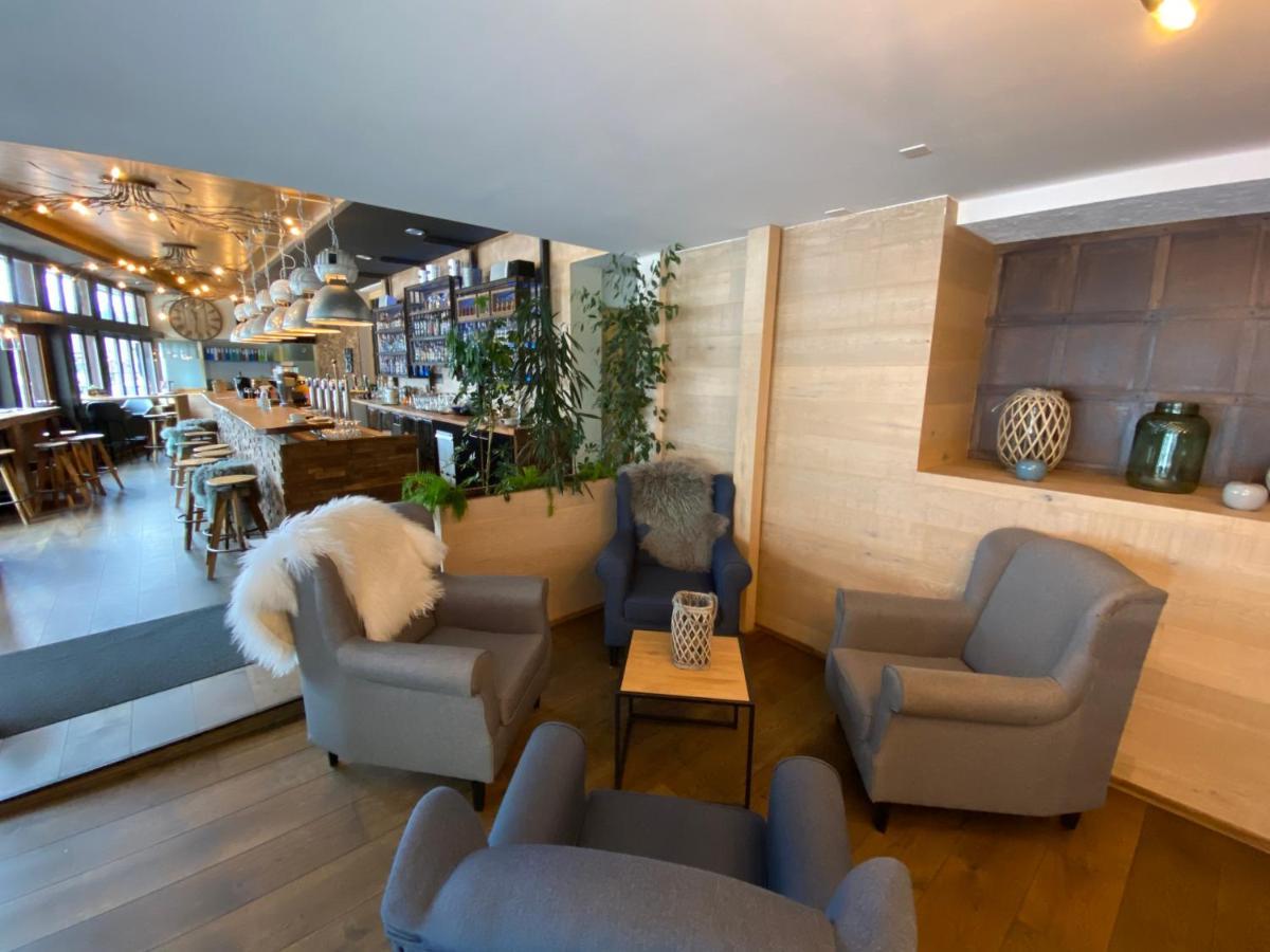 Hotel Lodge Inn Fiesch Bagian luar foto